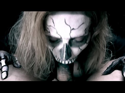 ❤️ Demona knabino suĉanta kokon per sia nigra buŝo kaj glutante kumon. ☑ Porno vk ĉe eo.mass-pr.ru ️❤
